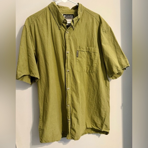 Columbia XCO Button Up Shirt Men's XL Green Short Sleeve Shirt Chest Pocket - Picture 1 of 6
